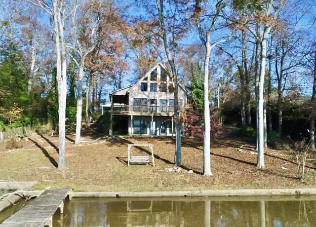 Property at 127 Weavers Lake Front Rd, Jackson, GA 30233, 1 bed, 2.5 baths