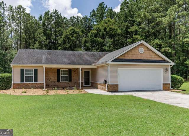 Property at 94 Pinewood Cir, Colbert, GA 30628, 3 beds, 2 baths