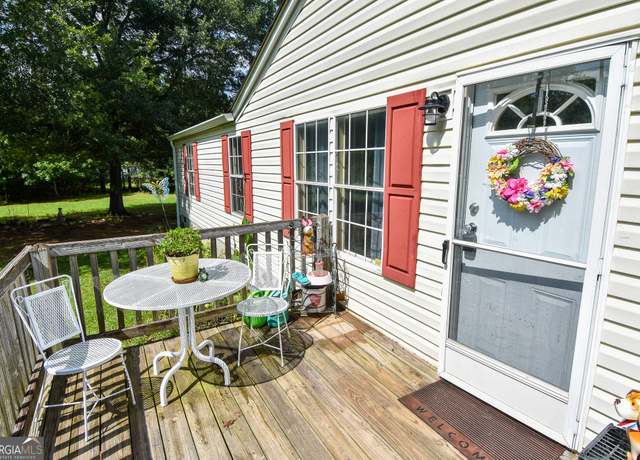 Property at 258 Mann Rd, Barnesville, GA 30204, 3 beds, 2 baths