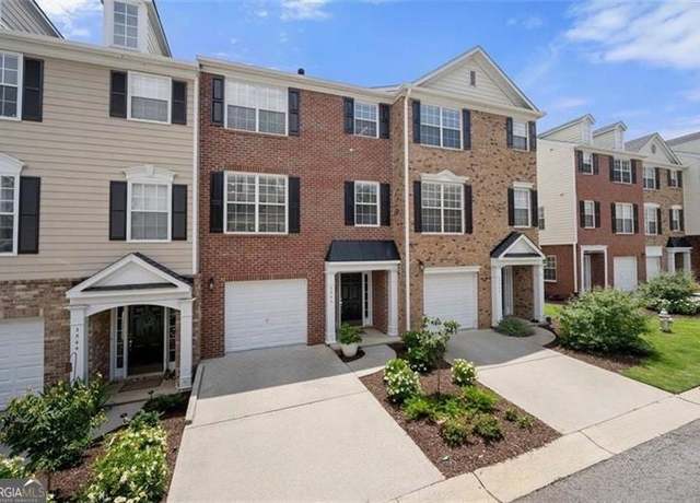 Property at 3542 Chattahoochee Summit Ln SE #28, Atlanta, GA 30339, 3 beds, 3.5 baths