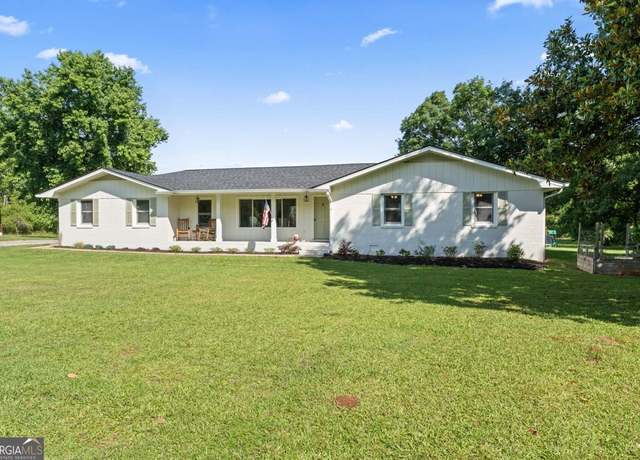 Property at 1800 Lower Apalachee Rd, Madison, GA 30650, 3 beds, 2 baths