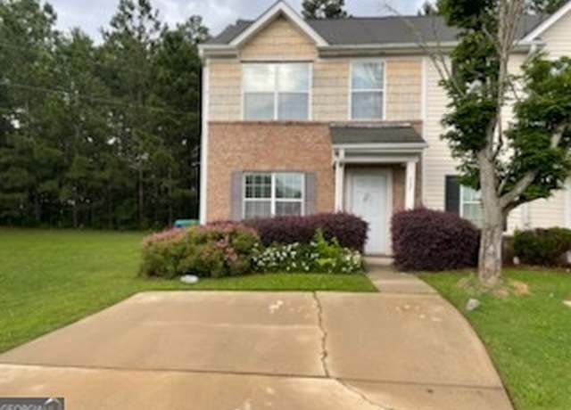 Property at 737 Outlook Way, Atlanta, GA 30349, 3 beds, 2.5 baths