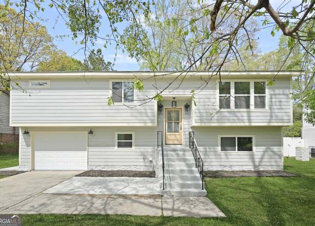 Property at 474 Autumn Dr, Riverdale, GA 30274, 4 beds, 3 baths