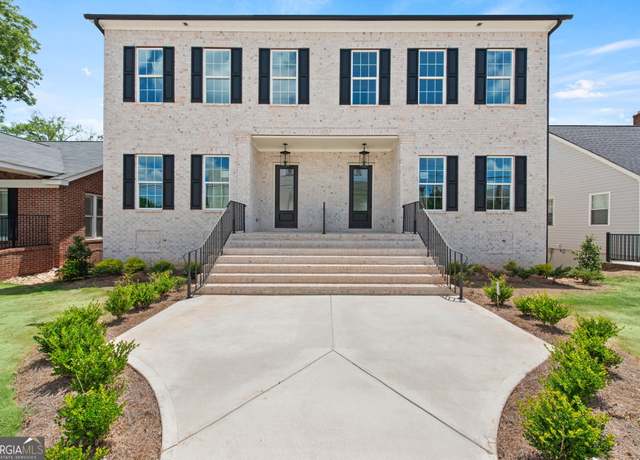Property at 55A Perry St, Newnan, GA 30263, 4 beds, 3.5 baths
