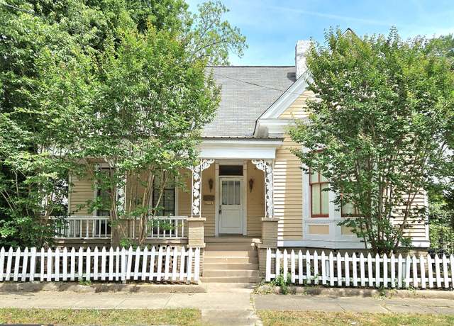 Property at 2012 6th Ave, Columbus, GA 31904, 3 beds, 2.5 baths