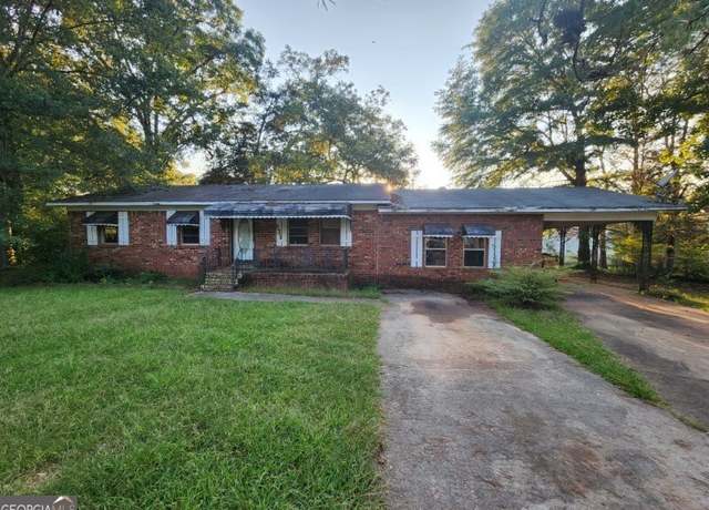 Property at 131 Washington St, Mcdonough, GA 30253, 4 beds, 1.5 baths