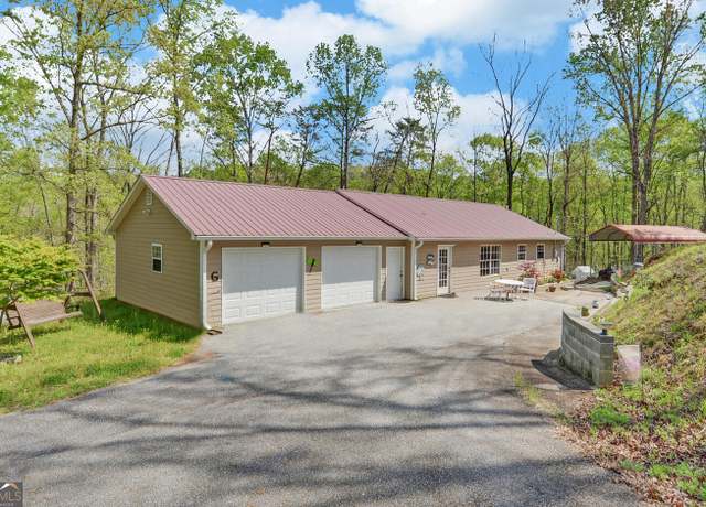 Property at 287 Country Club Dr, Toccoa, GA 30577, 2 beds, 2 baths