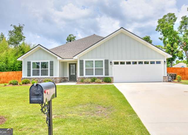 Property at 3633 Seedling, Valdosta, GA 31601, 5 beds, 3 baths
