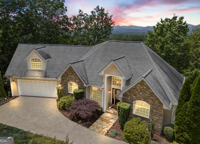 Property at 894 Oak Pointe Dr, Cleveland, GA 30528, 3 beds, 3.5 baths