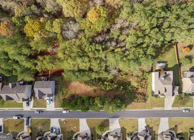 Property at 640 Crimson Dr, Dallas, GA 30132