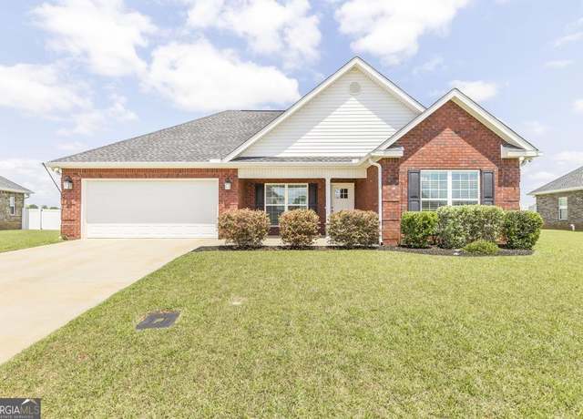 Property at 427 Lamplight Dr, Byron, GA 31008, 2 beds, 2 baths