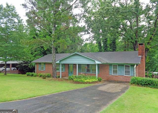 Property at 201 Emory Dr, Hartwell, GA 30643, 4 beds, 1.5 baths