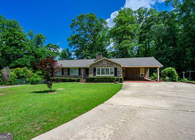 Property at 347 Brookridge Dr, Lagrange, GA 30241, 4 beds, 2 baths