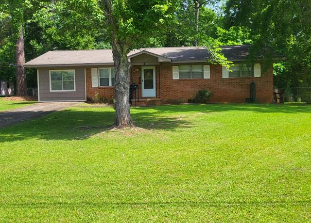 Property at 142 Cleveland Rd, Valley, AL 36854, 3 beds, 1.5 baths