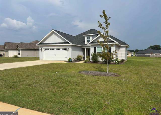 Property at 135 Sadie Heights Blvd, Perry, GA 31069, 4 beds, 2 baths