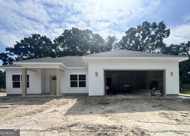 Property at 207 Ridge Rd, Kingsland, GA 31548, 4 beds, 2 baths