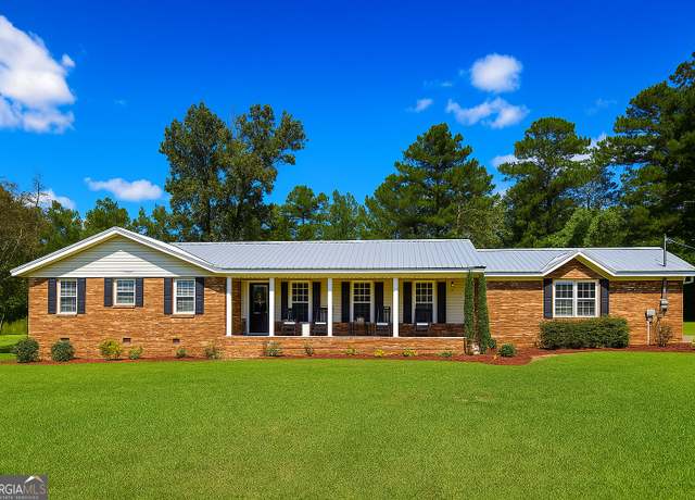 Property at 251 Pettigrew Rd NW, Milledgeville, GA 31061, 3 beds, 2 baths