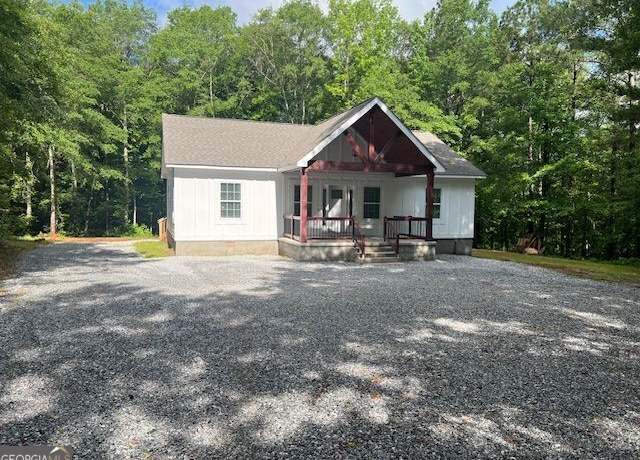 Property at 1757 Pineview Rd, Griffin, GA 30223, 3 beds, 2 baths