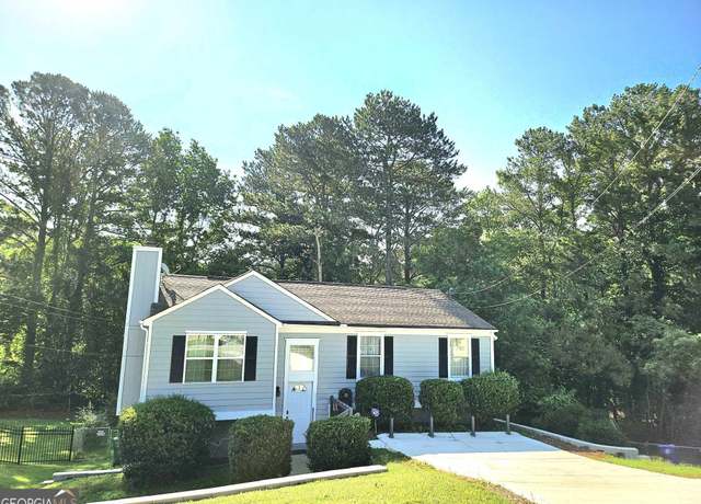 Property at 3253 Blackfoot Ln, Rex, GA 30273, 5 beds, 3 baths