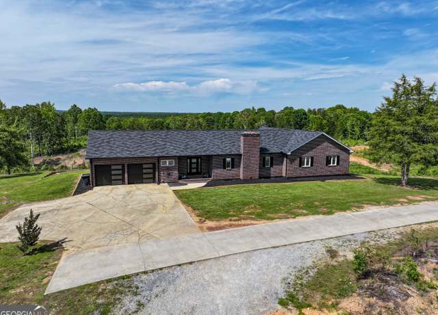 Property at 134 Roy Dean Rd, Buchanan, GA 30113, 3 beds, 4.5 baths