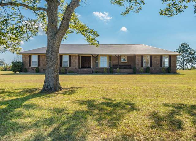 Property at 762 Highway 240 Connector, Mauk, GA 31058, 3 beds, 2 baths