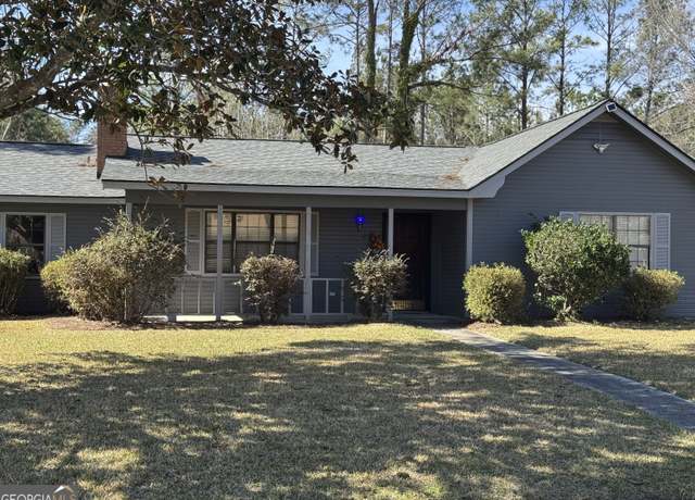 Property at 2710 Clayton Dr, Valdosta, GA 31602, 3 beds, 2 baths