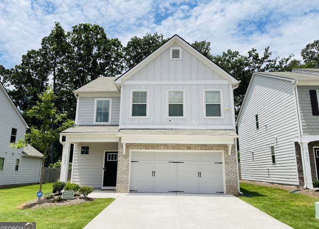 Property at 2939 Cottage Ln, College Park, GA 30337, 4 beds, 3.5 baths