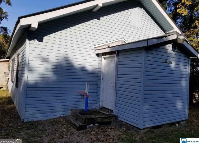 Property at 1816 W 16th, Anniston, AL 36201, 3 beds, 1 bath