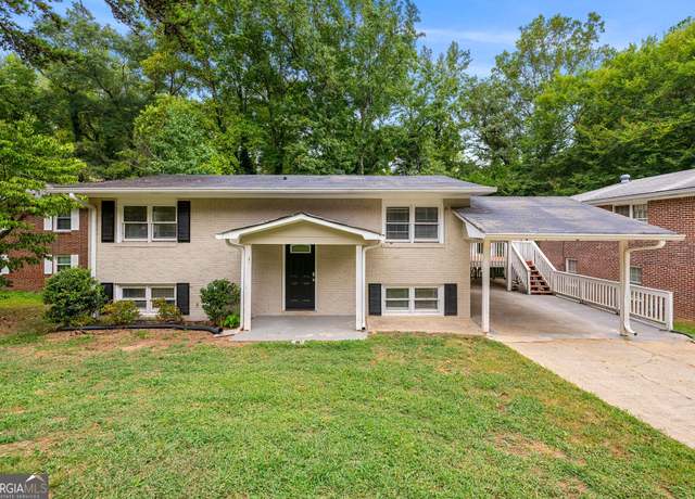 Property at 78 Candlelight Ln, Atlanta, GA 30331, 4 beds, 2 baths