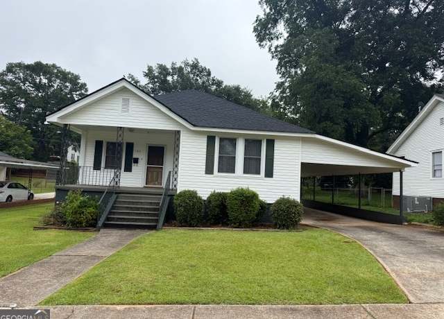 Property at 163 NW R St, Thomaston, GA 30286, 3 beds, 2 baths