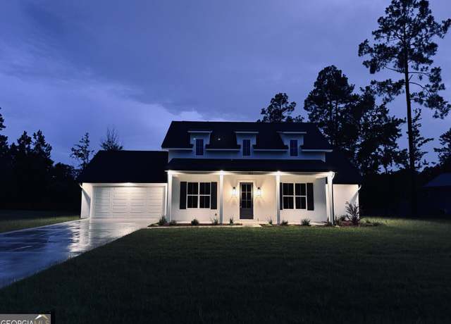 Property at 153 Silver Bluff Cir, Brunswick, GA 31523, 3 beds, 2 baths
