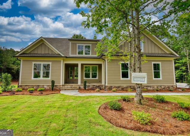 Property at 1031 Graham Dr, Madison, GA 30650, 4 beds, 3 baths
