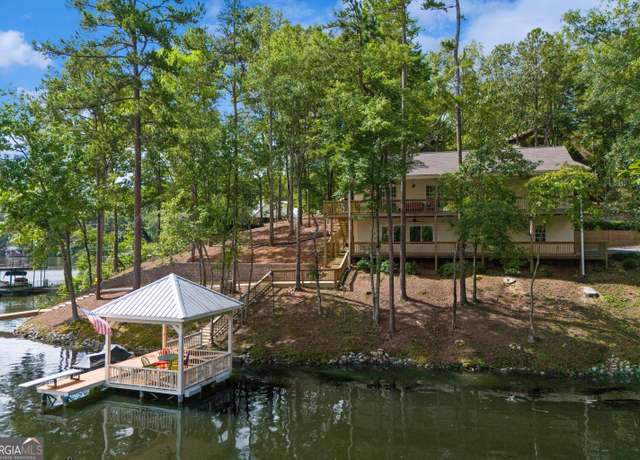 Property at 373 Pineywoods Dr, Wedowee, AL 36278, 3 beds, 3 baths