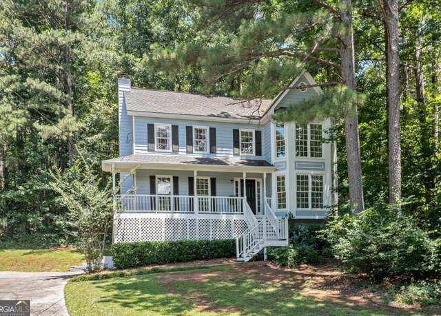 Property at 3 Maplelake Dr, Acworth, GA 30101, 3 beds, 2.5 baths
