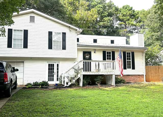 Property at 103 Country Pl, Woodstock, GA 30188, 3 beds, 3 baths