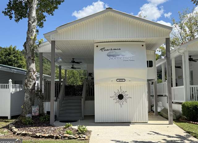Property at 4225 Riverbank Run, Hiawassee, GA 30546, 1 bed, 1 bath