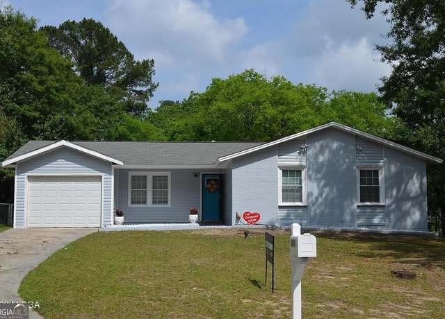 Property at 4454 Ashland Dr, Macon, GA 31206, 4 beds, 1 bath
