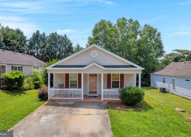 Property at 1639 Hallmark Hills Dr, Griffin, GA 30223, 2 beds, 1 bath