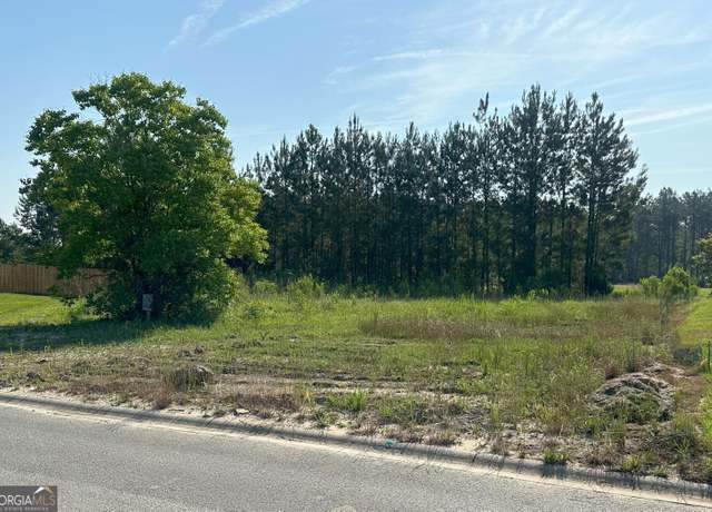 Property at 207 Starboard Ct, Kingsland, GA 31548