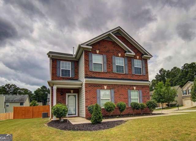 Property at 7053 Creststone Way, Lithonia, GA 30038, 4 beds, 2.5 baths