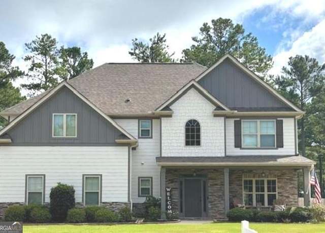 Property at 201 Fox Hall Xing E, Senoia, GA 30276, 4 beds, 2.5 baths