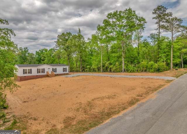 Property at 434 Troon Dr, Macon, GA 31217, 4 beds, 2 baths