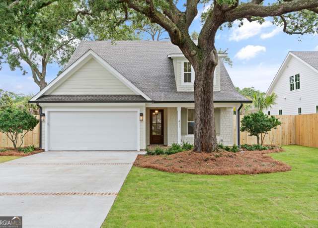 Property at 411 Ashantilly Ave, St Simons Island, GA 31522, 5 beds, 4 baths