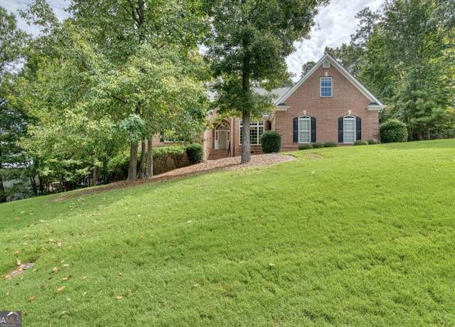 Property at 27 Bluff Mountain Dr SW, Rome, GA 30165, 4 beds, 4 baths