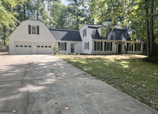 Property at 11 Jacks Dr, Newnan, GA 30263, 5 beds, 4 baths