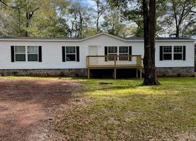 Property at 28 Ponderose Dr, Eufaula, AL 36027, 3 beds, 2 baths