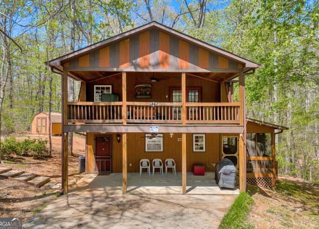 Property at 120 Apache Trl, Martin, GA 30557, 4 beds, 2 baths