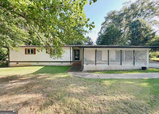 Property at 205 Lake Placid Dr, Bonaire, GA 31005, 3 beds, 2 baths