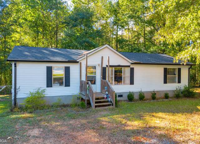 Property at 1000 Nails Creek Xing, Royston, GA 30662, 3 beds, 2 baths