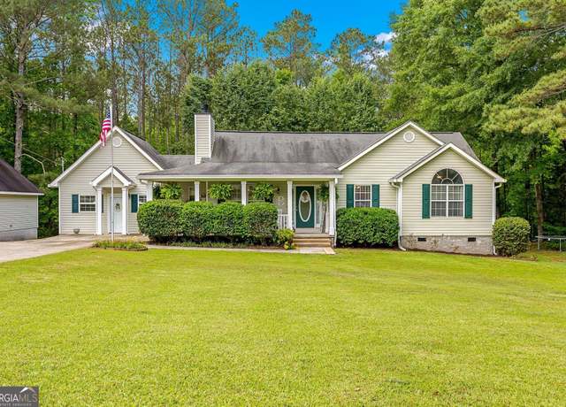 Property at 229 Lafayette St, Locust Grove, GA 30248, 4 beds, 3 baths